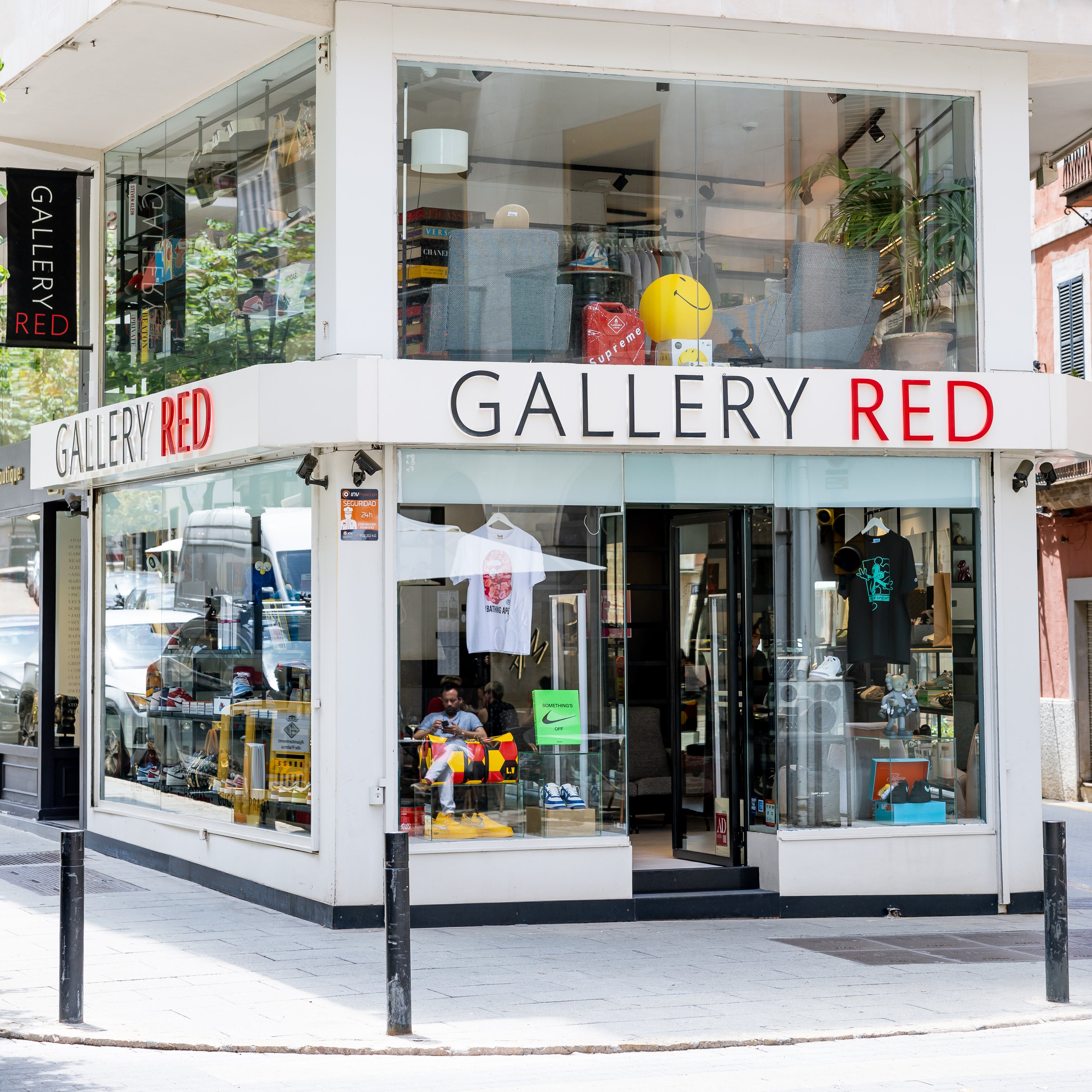 concept shop by gallery red in the middle of the heart of palma, available to purchase collectibles 